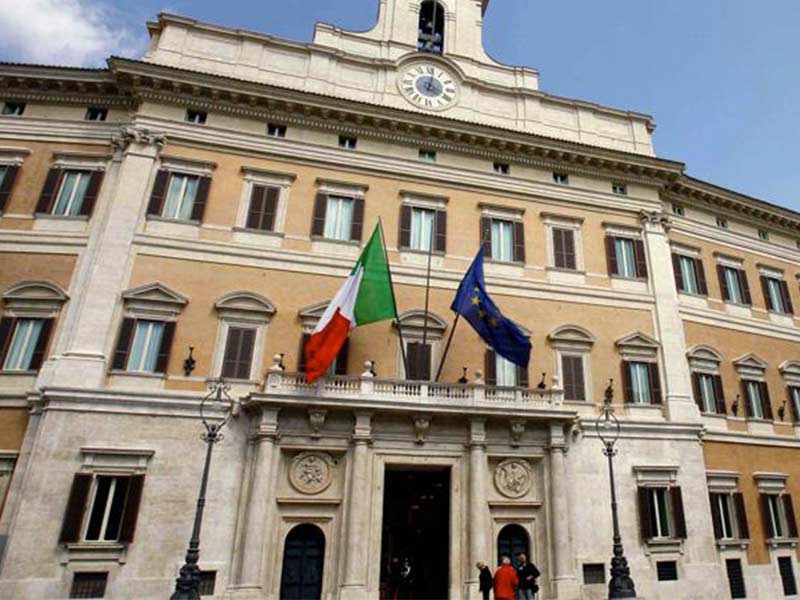 I pro ed i contro I pro ed i contro