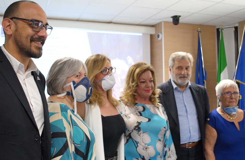 Fibromialgia: “I malati invisibili” Fibromialgia: “I malati invisibili”