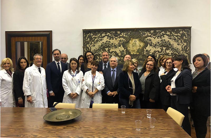 Femminicidi e vessazioni sulle donne Femminicidi e vessazioni sulle donne